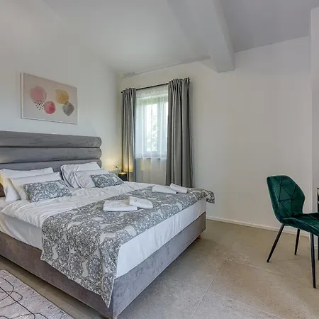 Alves With Private Pool Βίλα Tar-Vabriga