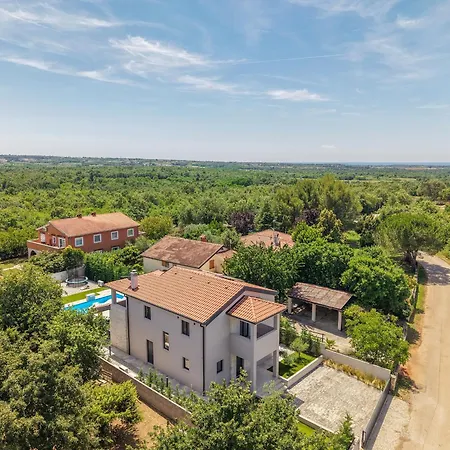 Alves With Private Pool Tar-Vabriga