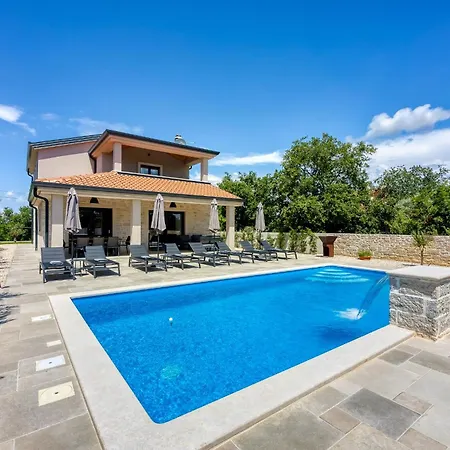 Alves With Private Pool Villa Tar-Vabriga